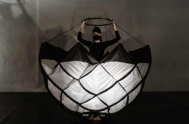 INspirál Cirkuszközpont Sratch Night2020_Anna Weszelovszky_Hidden Layers