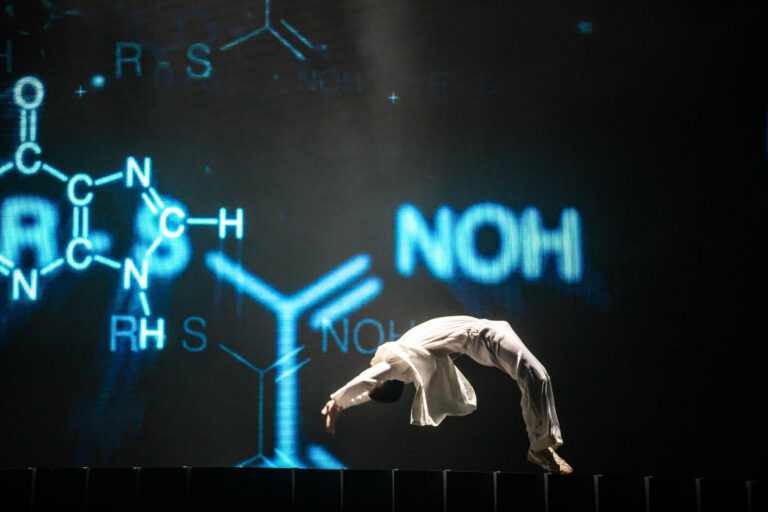 Inspiral cirkusz a fény születése 7