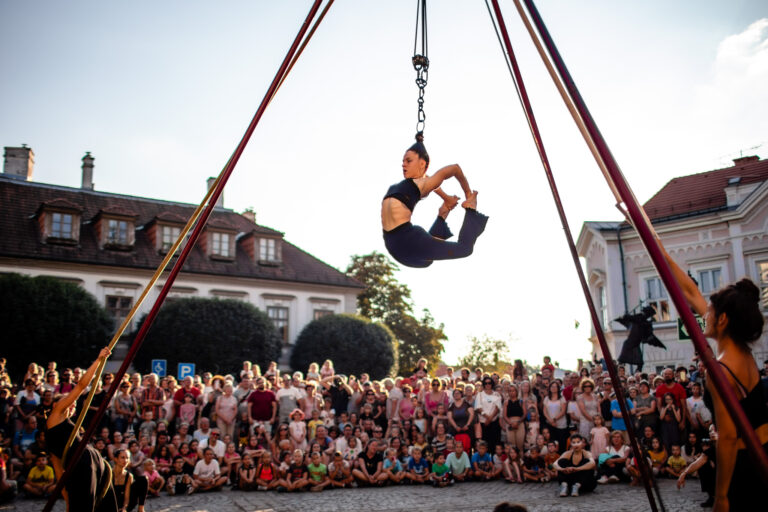 inspiralcirkusz together 5